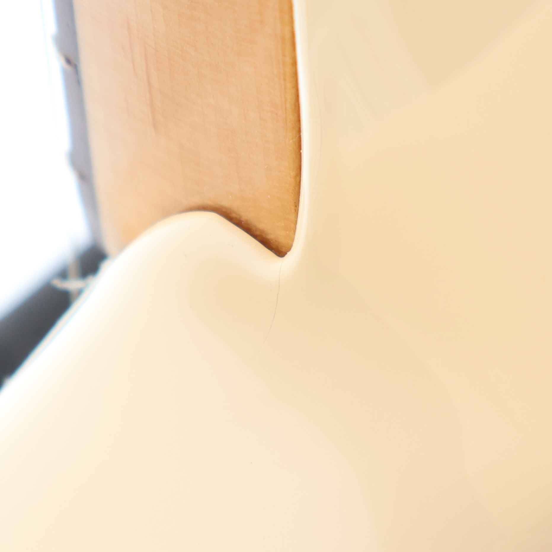 Fender Albert Hammond Jr. Signature Stratocaster, Rosewood Fingerboard, Olympic White (AA4) (88450)