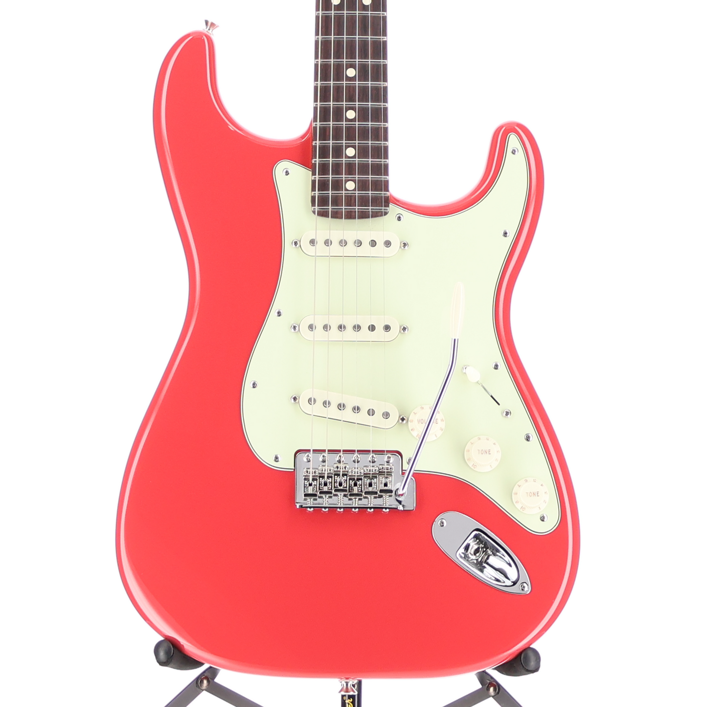 Fender American Professional Classic Stratocaster®, Rosewood Fingerboard, Faded Dakota Red (K13) (09985)