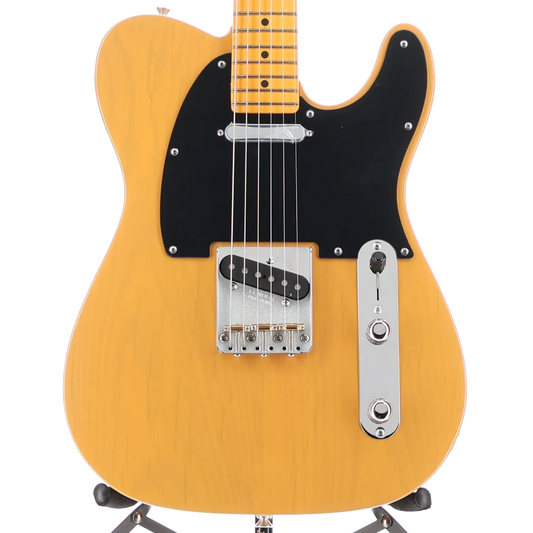 Fender American Professional Classic Telecaster®, Maple Fingerboard, Butterscotch Blonde (Z2) (08608)