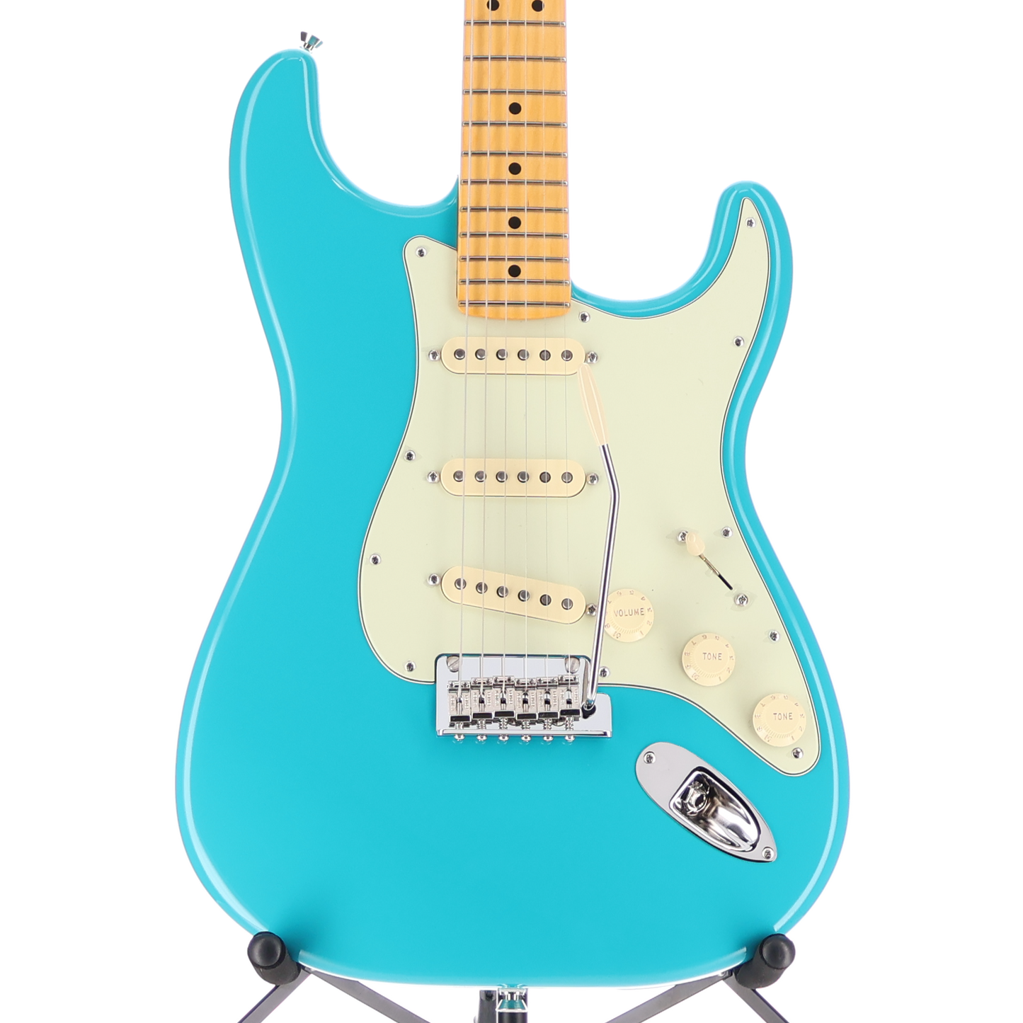 Fender American Professional II Stratocaster, Maple Fingerboard, Miami Blue (I7) (48361)