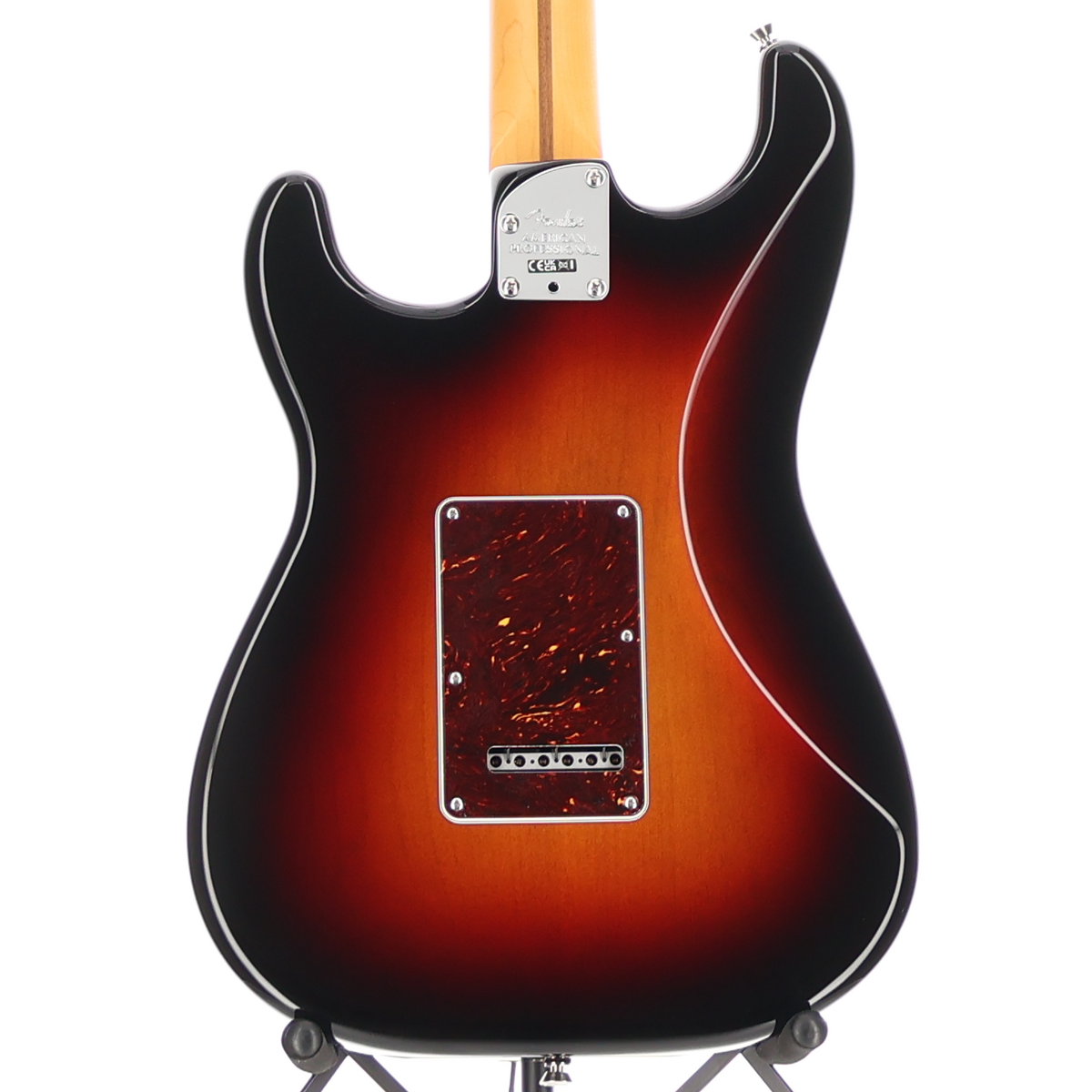 Fender American Professional Stratocaster, Maple Fingerboard, 3-Color Sunburst (E8) (44276)