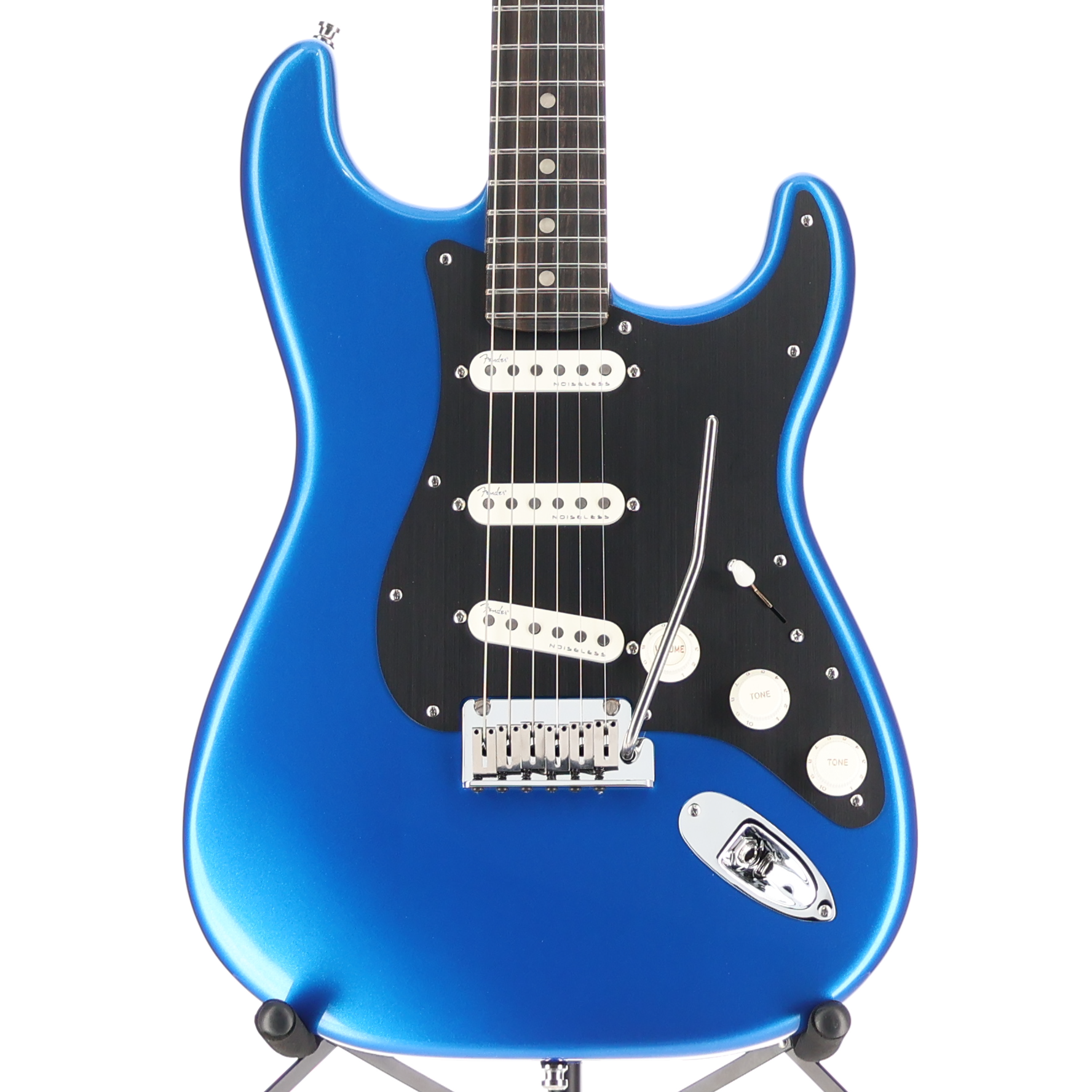 Fender American Ultra II Stratocaster, Ebony Fingerboard, Noble Blue (RC2) (25701)