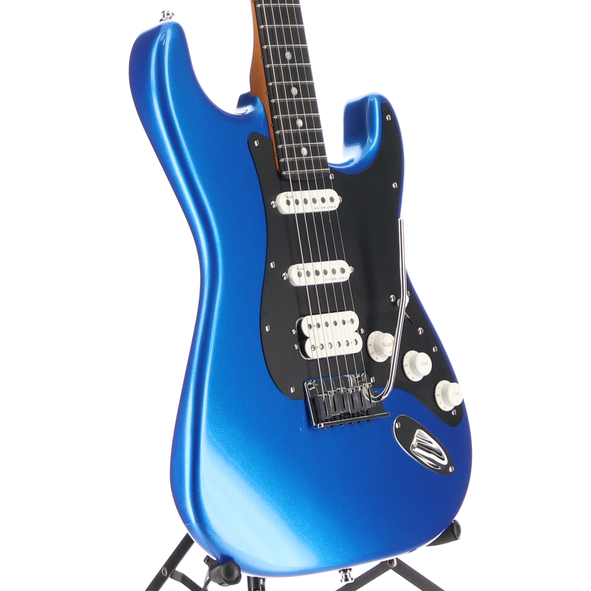 Fender American Ultra II Stratocaster® HSS, Ebony Fingerboard, Noble Blue (RC2) (34051)
