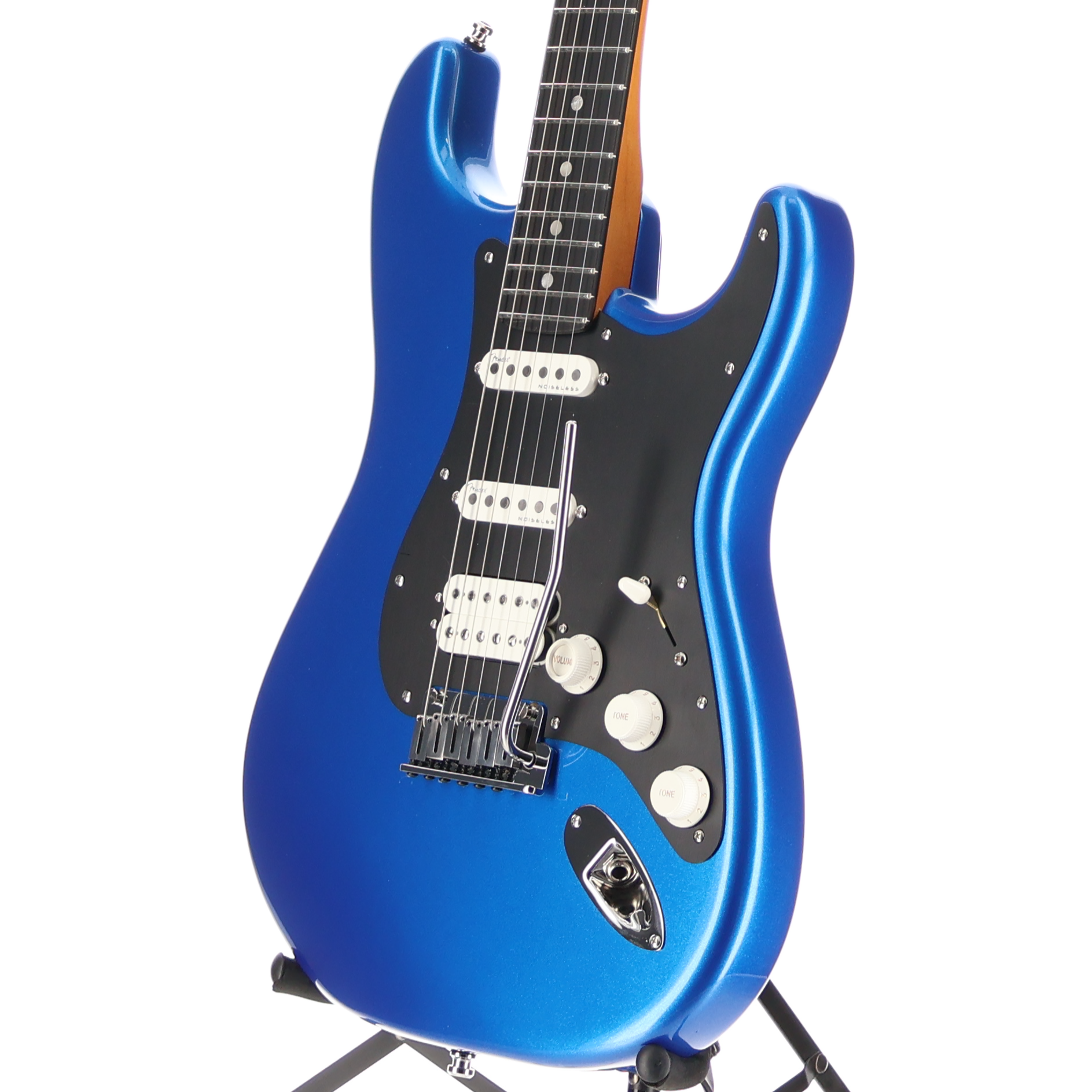 Fender American Ultra II Stratocaster® HSS, Ebony Fingerboard, Noble Blue (RC2) (34051)