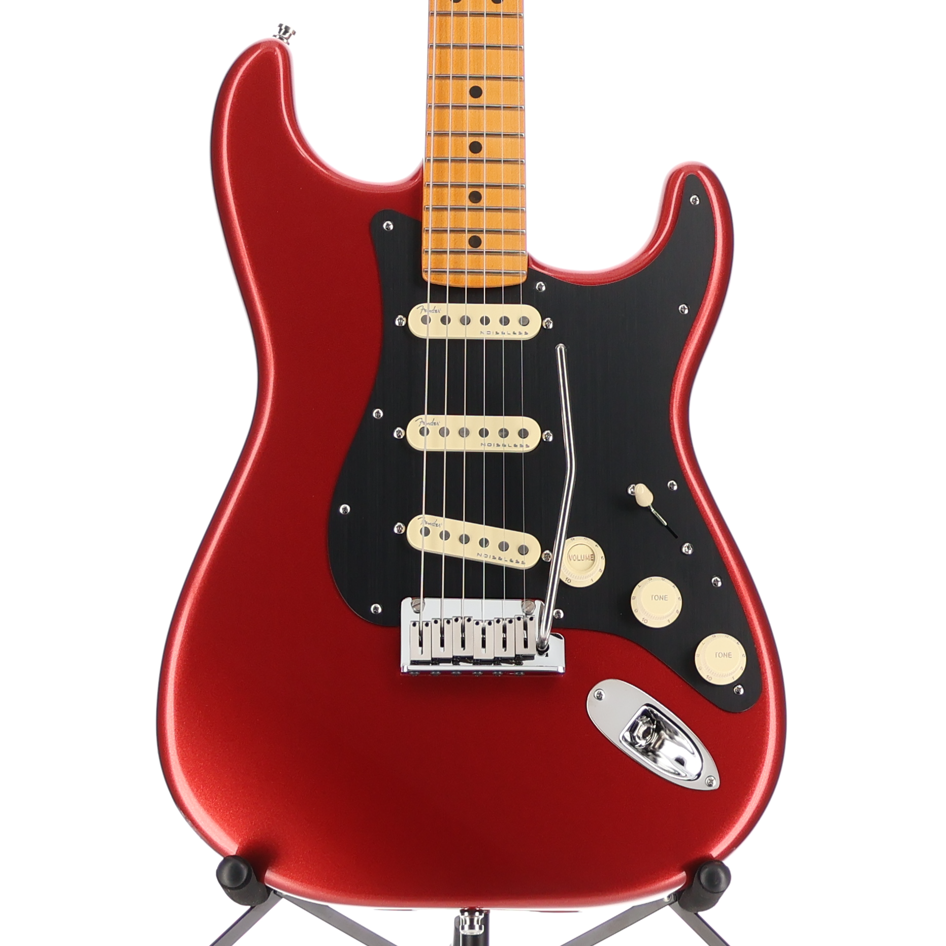 Fender American Ultra II Stratocaster, Maple Fingerboard, Sinister Red (Q10) (34396)
