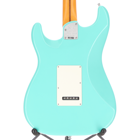 Fender American Ultra Luxe Vintage '60s Stratocaster® HSS, Rosewood Fingerboard, Sea Foam Green (RC3) (03519)