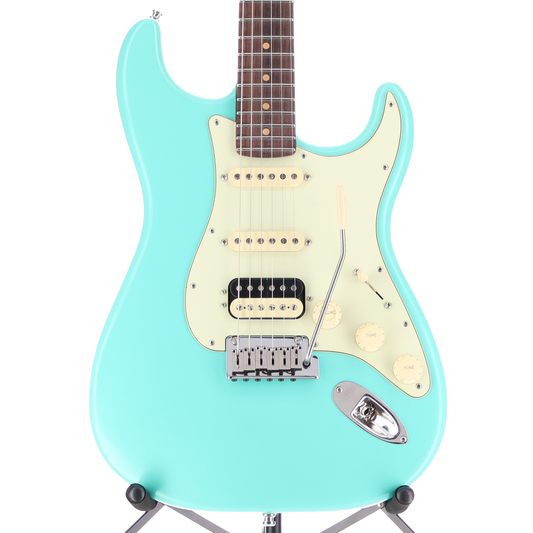 Fender American Ultra Luxe Vintage '60s Stratocaster® HSS, Rosewood Fingerboard, Sea Foam Green (RC3) (03519)