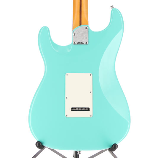 Fender American Ultra Luxe Vintage '60s Stratocaster® HSS, Rosewood Fingerboard, Sea Foam Green (T8) (49870)