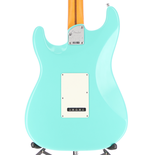 Fender American Ultra Luxe Vintage '60s Stratocaster® HSS, Rosewood Fingerboard, Sea Foam Green (Z7) (33141)