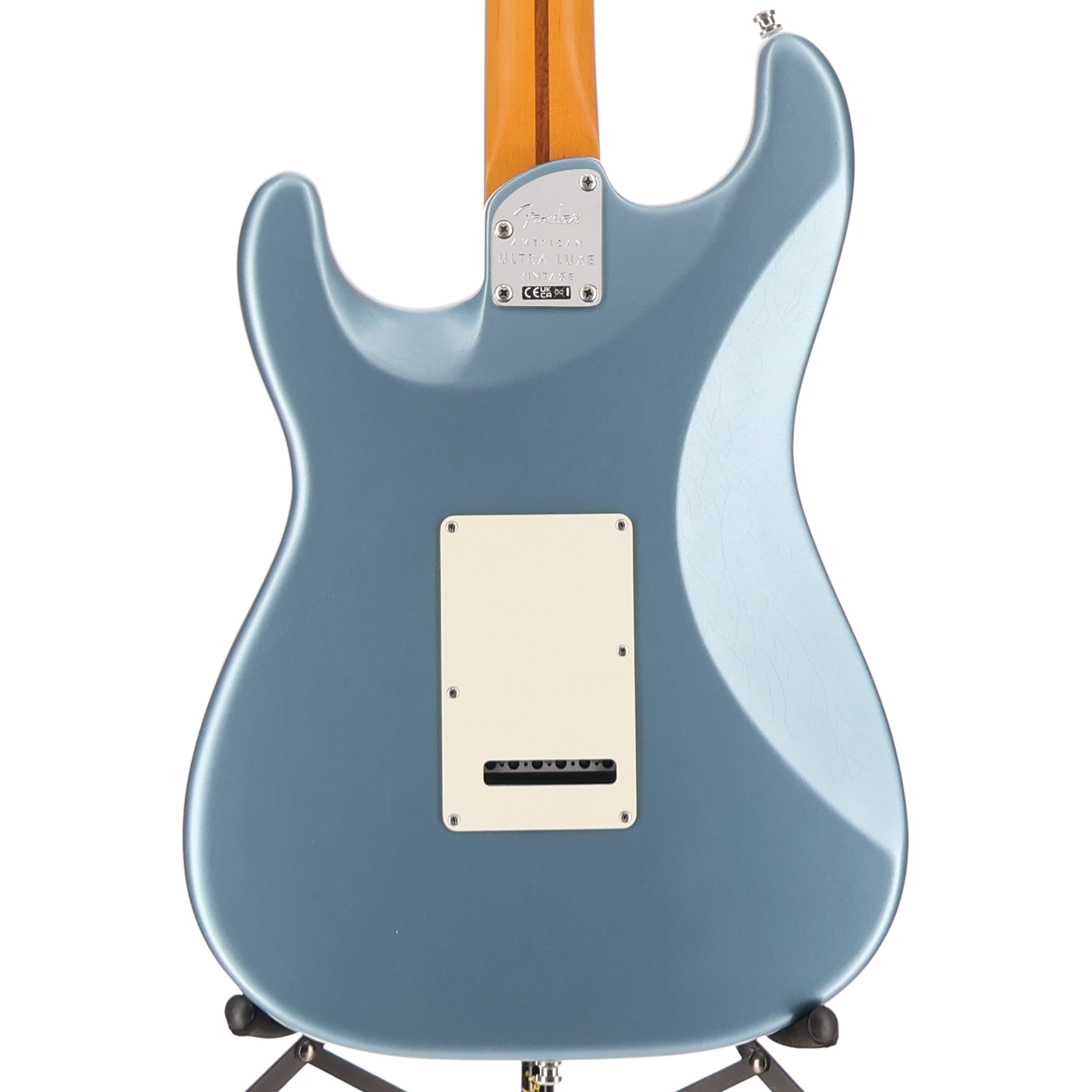 Fender American Ultra Luxe Vintage '60s Stratocaster®, Rosewood Fingerboard, Ice Blue Metallic (RC3) (02405)