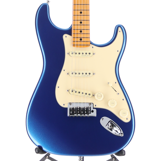 Fender American Ultra Stratocaster, Maple Fingerboard, Cobra Blue (RC2) (17495)