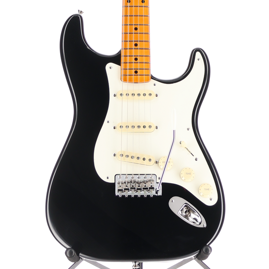 Fender American Vintage II 1957 Stratocaster®, Maple Fingerboard, Black (D6) (25467)