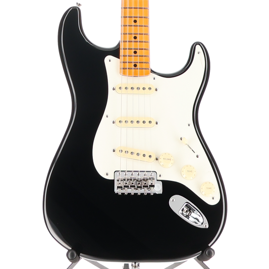 Fender American Vintage II 1957 Stratocaster®, Maple Fingerboard, Black (V12) (52559)
