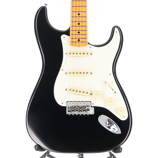 Fender American Vintage II 1957 Stratocaster®, Maple Fingerboard, Black (Z7) (56797)