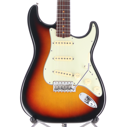 Fender American Vintage II 1961 Stratocaster, Rosewood Fingerboard, 3-Color Sunburst (RC2) (21739)