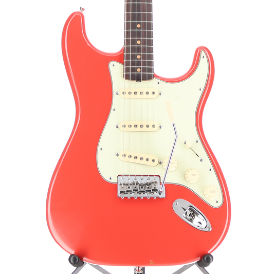 Fender American Vintage II 1961 Stratocaster, Rosewood Fingerboard, Fiesta Red (RC2) (00916)