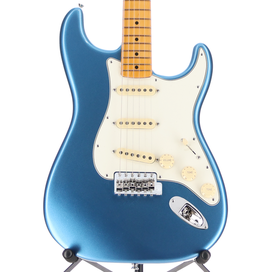 Fender American Vintage II 1973 Stratocaster, Maple Fingerboard, Lake Placid Blue (RC1) (16469)