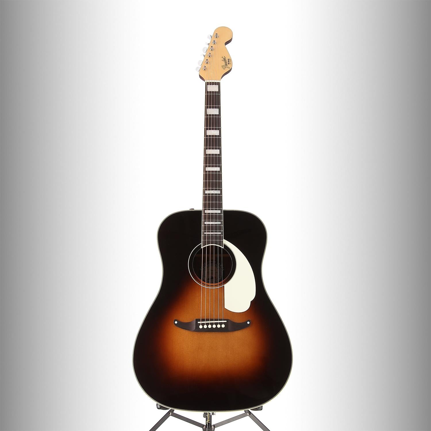 Fender California Vintage King with Case, Aged White Pickguard, Mojave (U5) (03912)