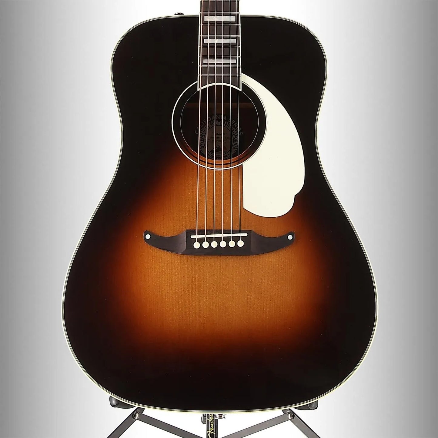 Fender California Vintage King with Case, Aged White Pickguard, Mojave (U5) (03912)