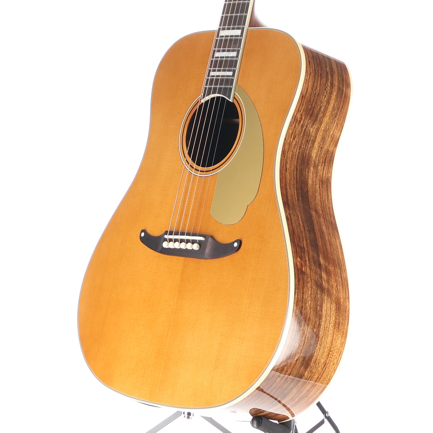 Fender California Vintage King with Case, Gold Pickguard, Aged Natural (05387)