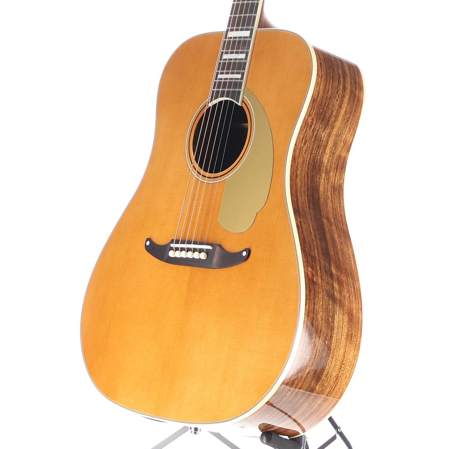 Fender California Vintage King with Case, Gold Pickguard, Aged Natural (05387)