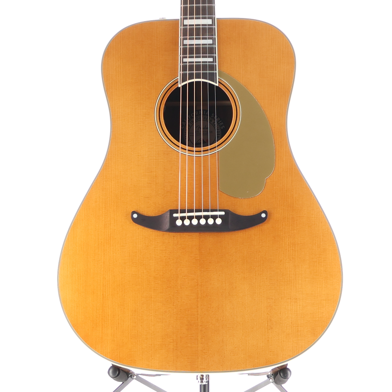 Fender California Vintage King with Case, Gold Pickguard, Aged Natural (05387)