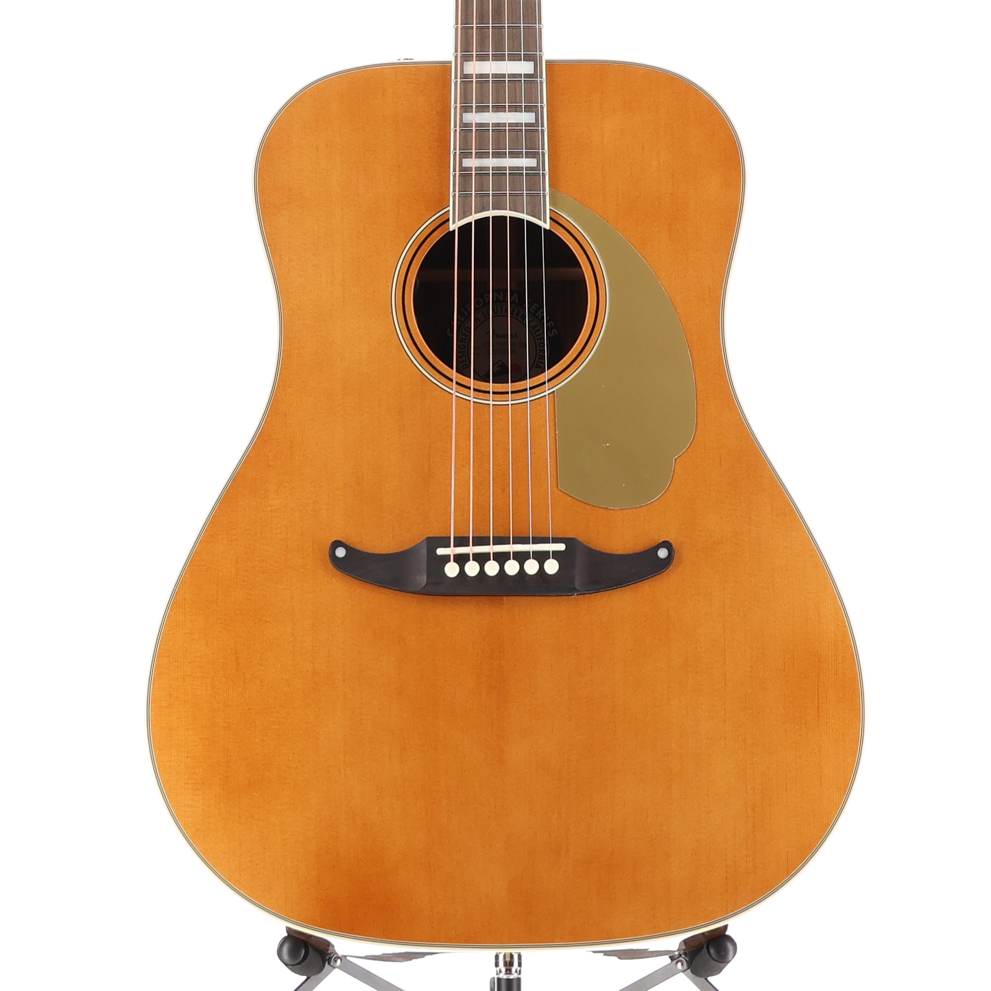 Fender California Vintage King with Case, Gold Pickguard, Aged Natural (V11) (03646)