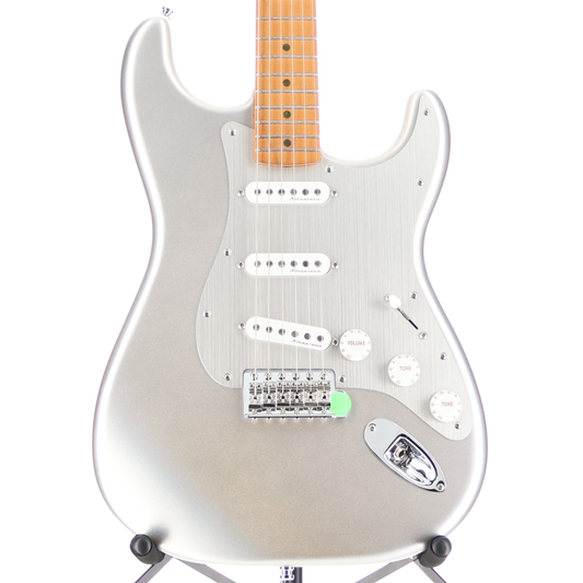 Fender H.E.R. Stratocaster, Maple Fingerboard, Chrome Glow (G7) (94931)