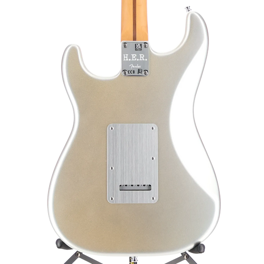 Fender H.E.R. Stratocaster, Maple Fingerboard, Chrome Glow (J1) (66603)