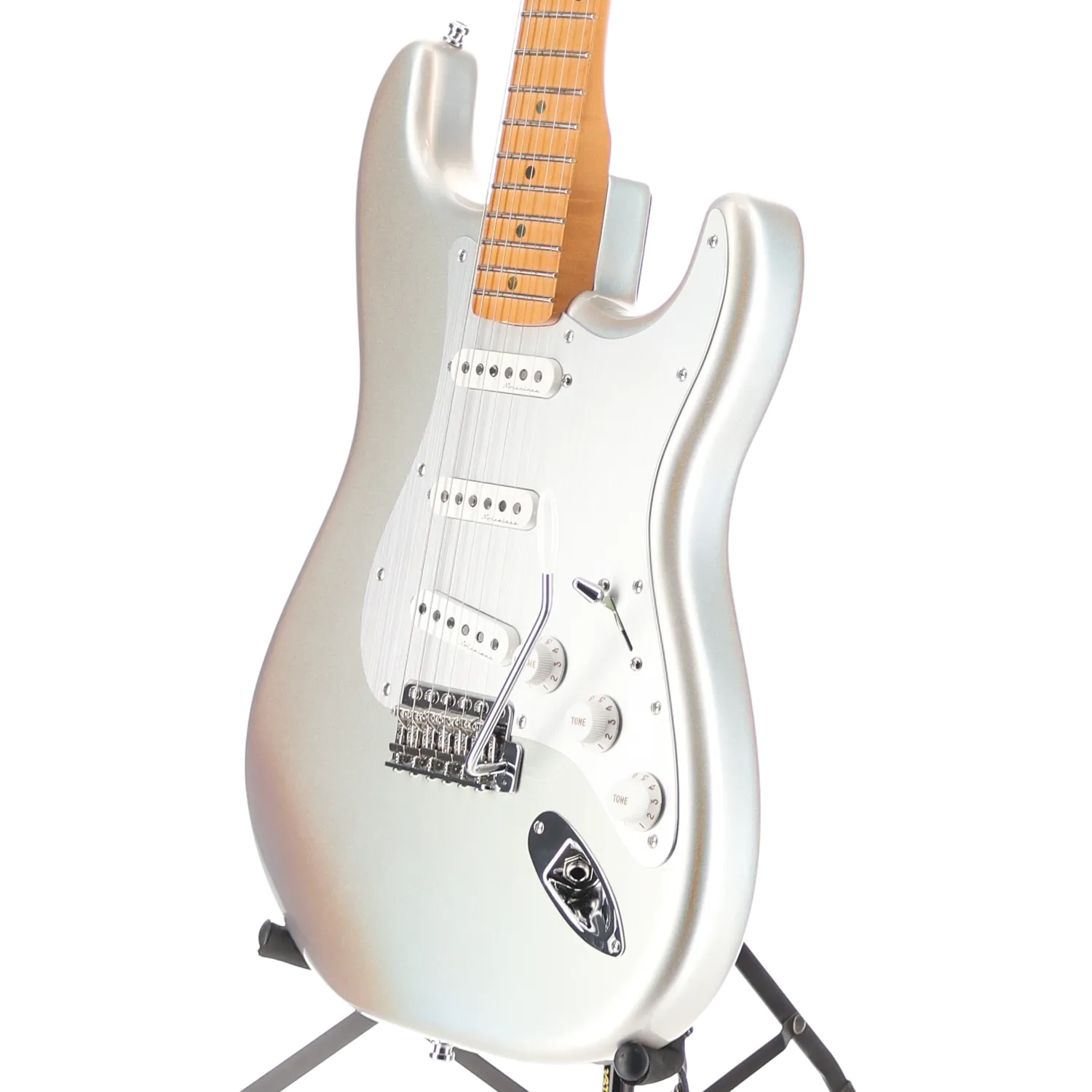 Fender H.E.R. Stratocaster, Maple Fingerboard, Chrome Glow (J1) (66603)
