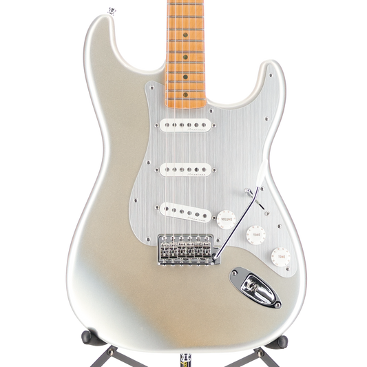 Fender H.E.R. Stratocaster, Maple Fingerboard, Chrome Glow (J1) (66603)