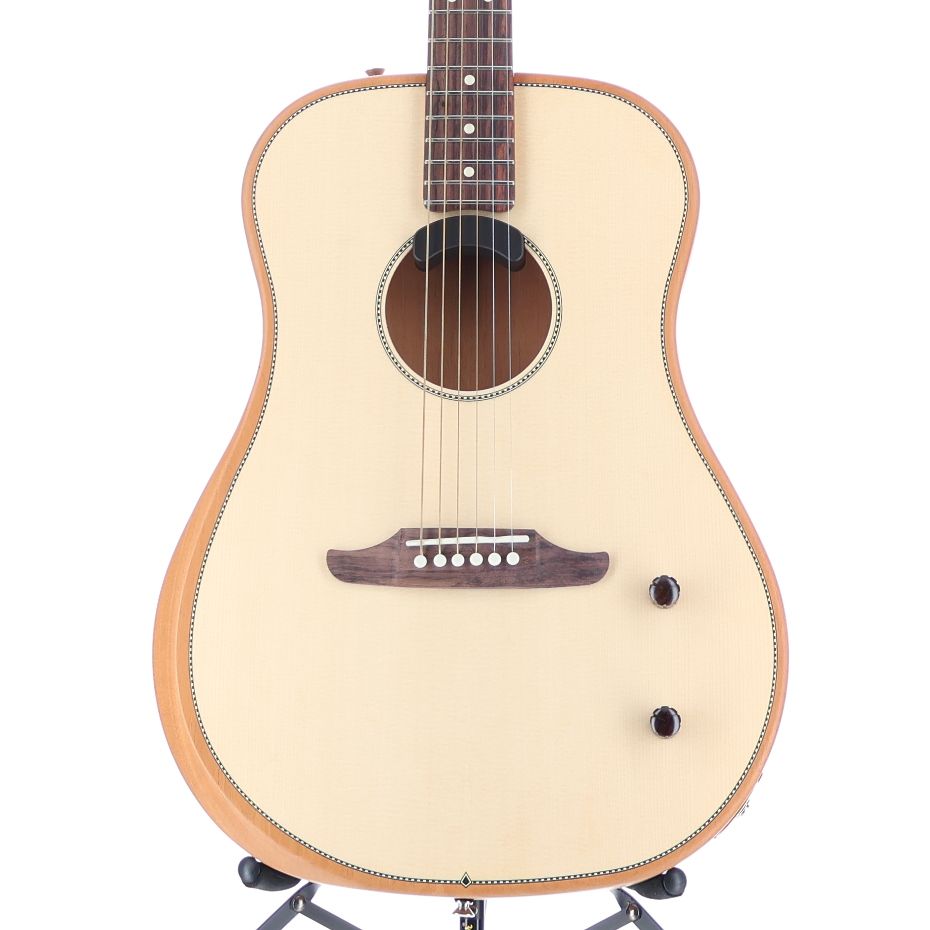 Fender Highway Series Dreadnought, Rosewood Fingerboard, Natural