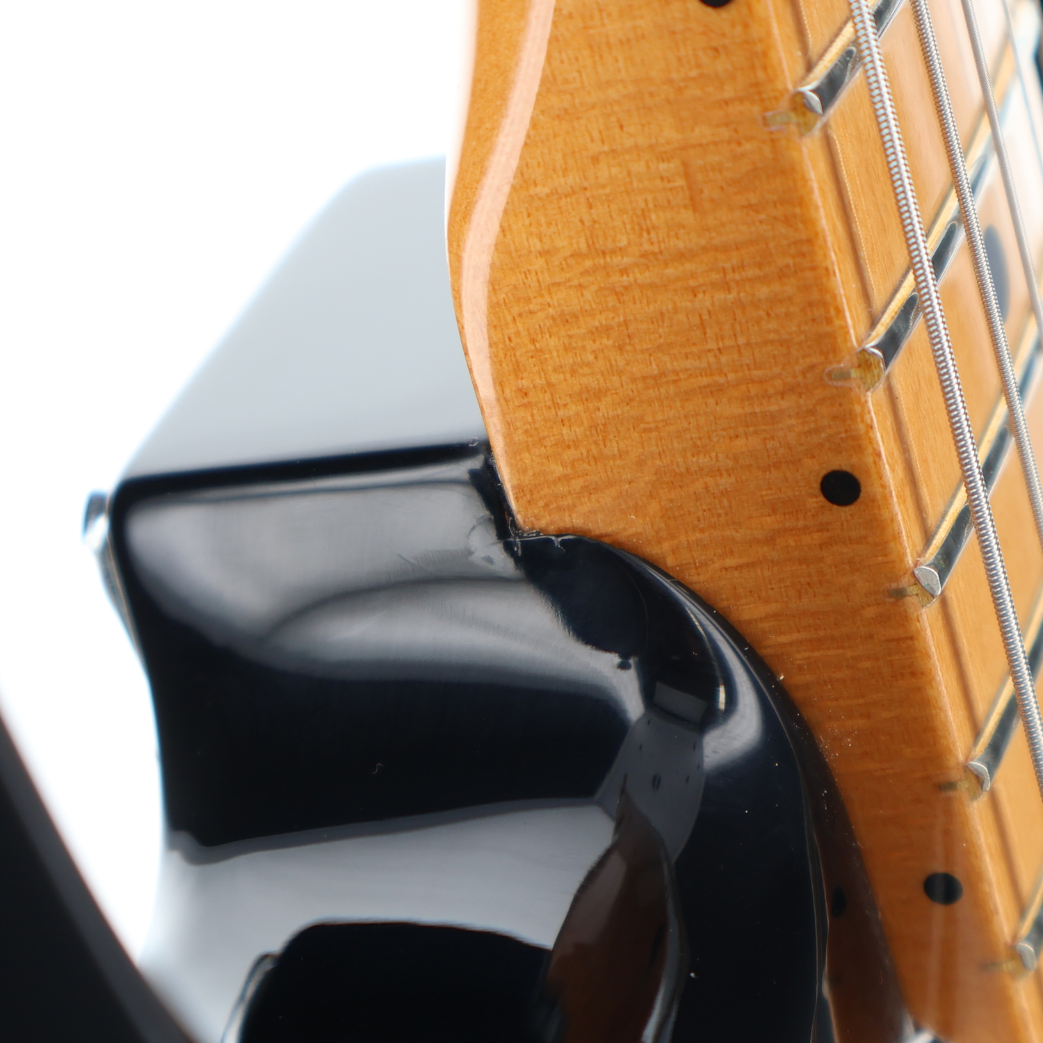 Fender Jimi Hendrix Stratocaster, 3-Color Sunburst, Pro Setup (E5) (00286)