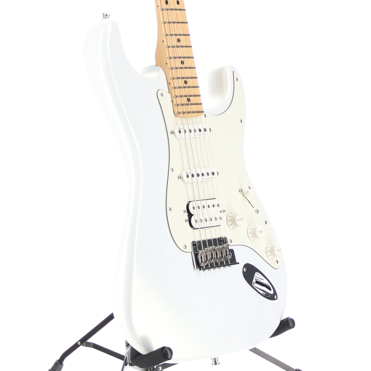 Fender Juanes Signature Stratocaster, Maple Fingerboard, Luna White (Y1) (30774)