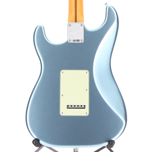 Fender Limited Edition American Professional Classic Stratocaster, Rosewood Fingerboard, Mystic Ice Blue Metallic (G5) (85954)