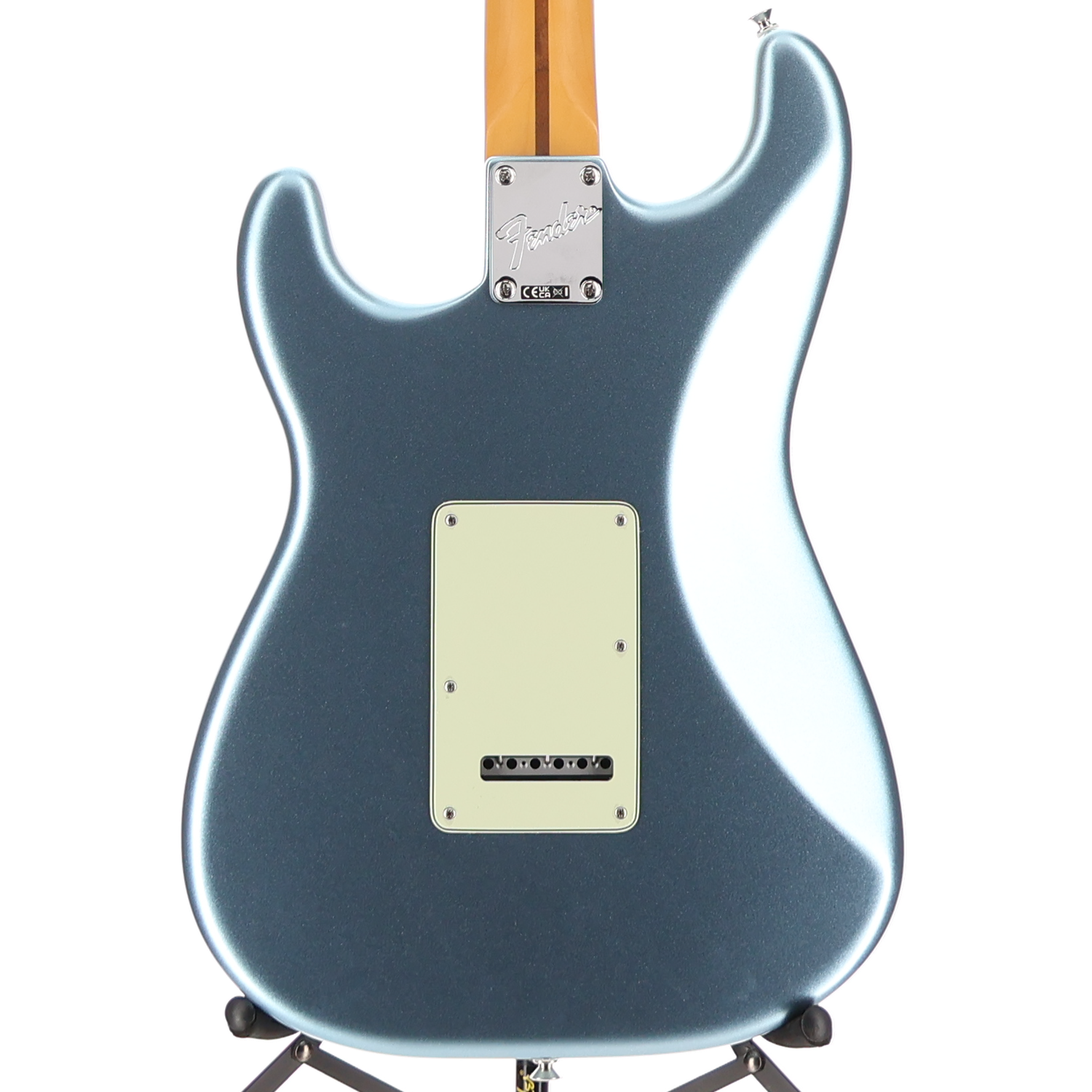 Fender Limited Edition American Professional Classic Stratocaster, Rosewood, Mystic Ice Blue (J6) (68368)