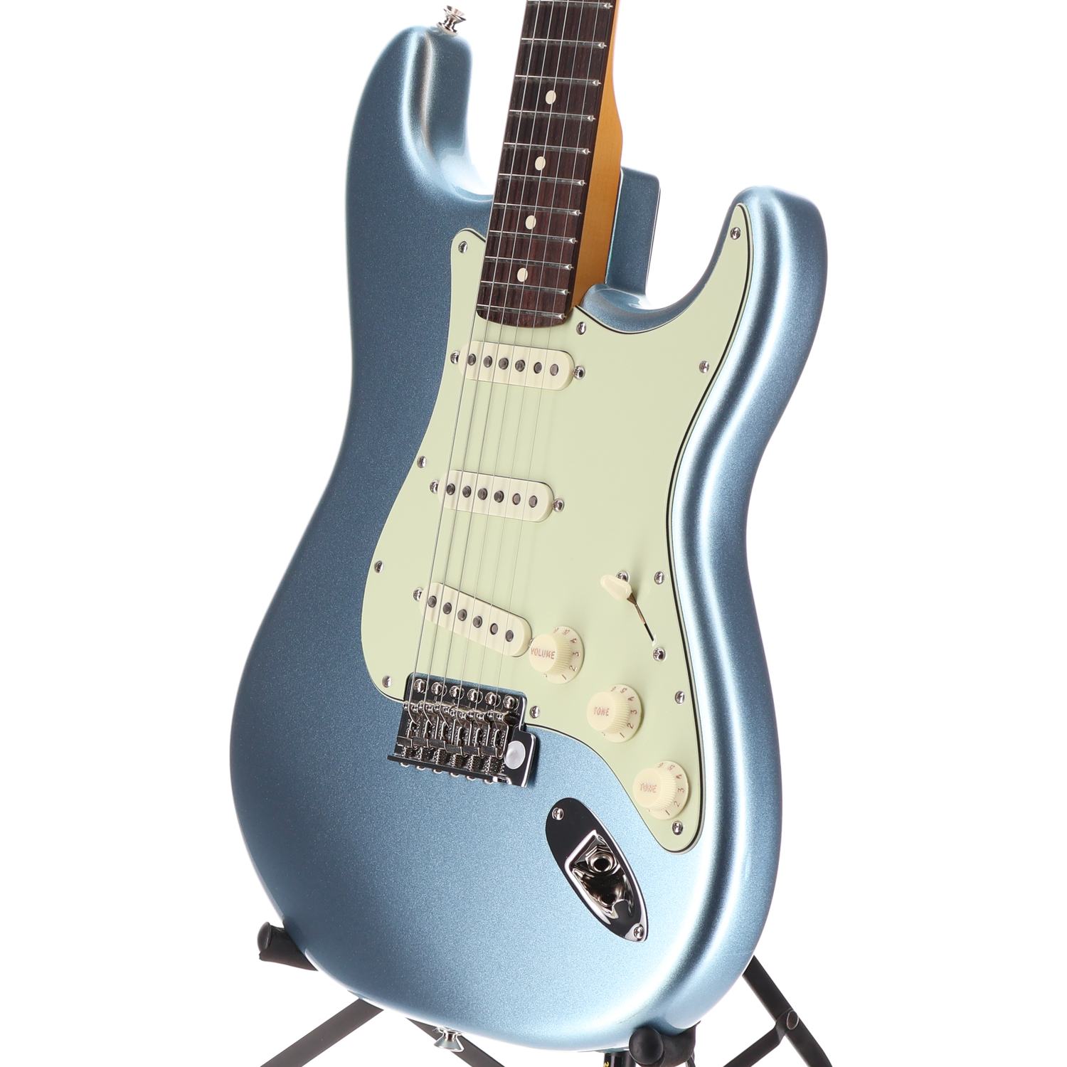 Fender Limited Edition American Professional Classic Stratocaster, Rosewood, Mystic Ice Blue (J6) (68368)