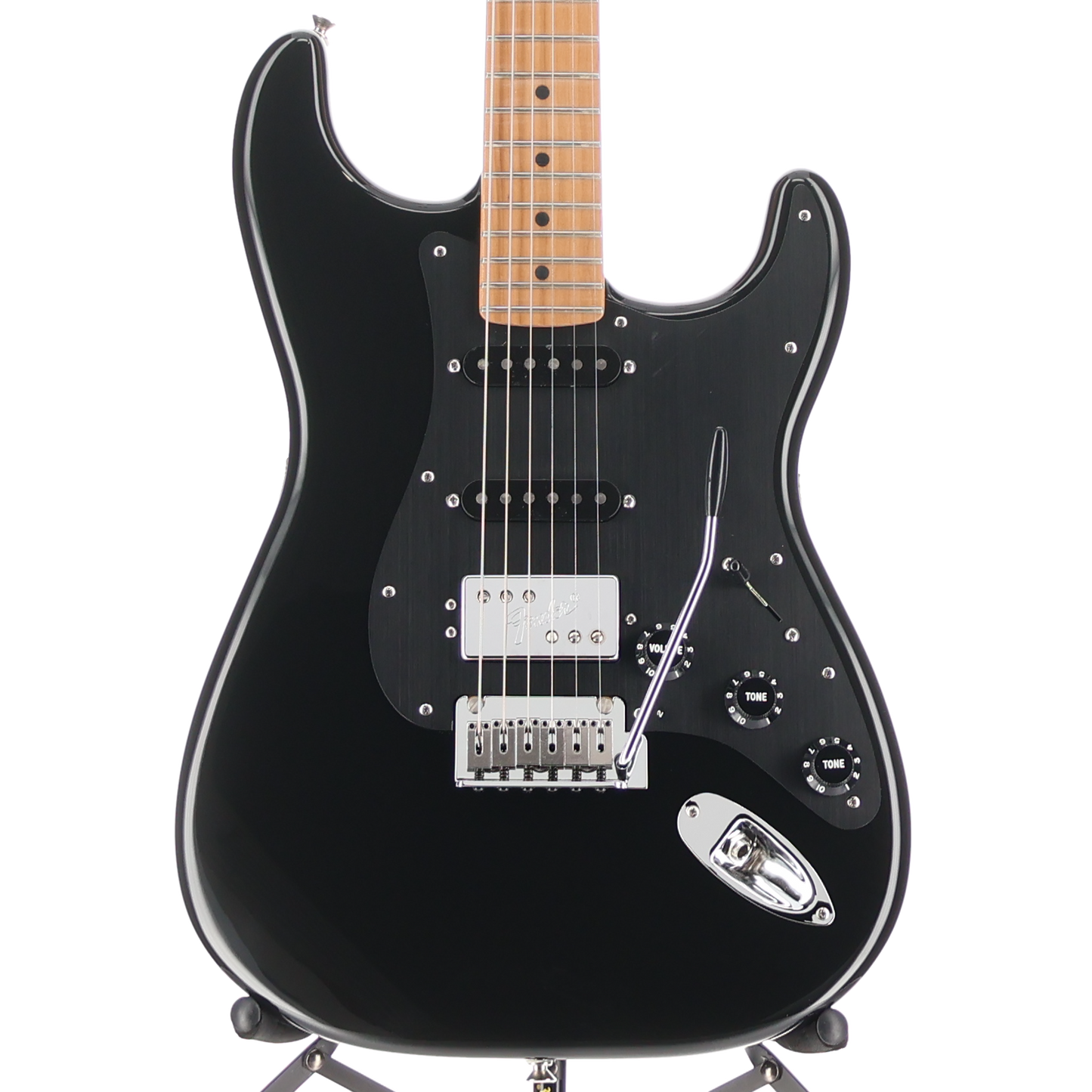 Fender Limited Edition Player Plus Stratocaster HSS, Roasted Maple Fingerboard, Black (Z5) (13949)