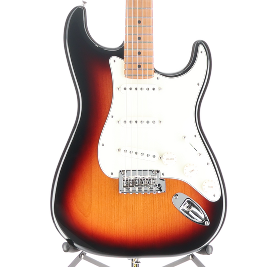 Fender Limited Edition Player Stratocaster with Roasted Maple Neck, 3-Color Sunburst, Pro Setup (U11) (21176)