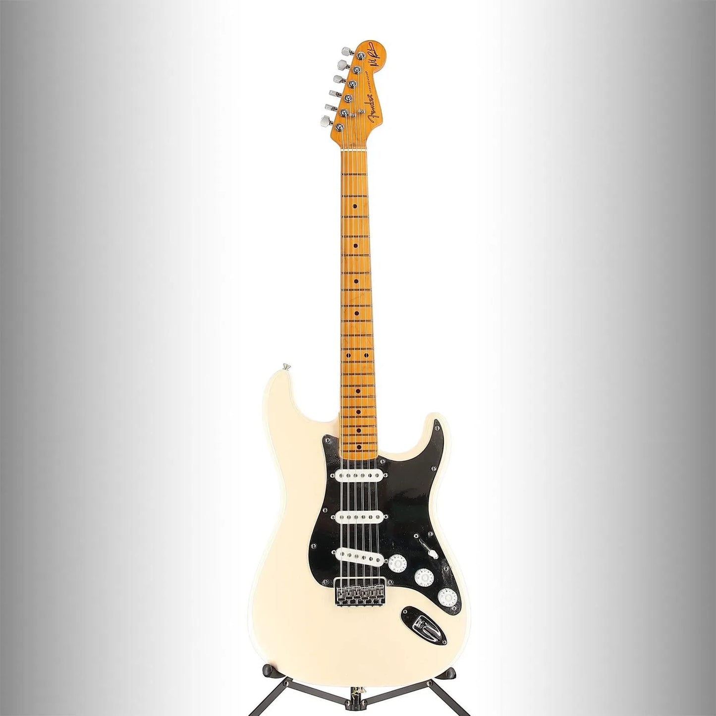 Fender Nile Rodgers Hitmaker Stratocaster, Maple Fingerboard, Olympic White (EB11) (00456)