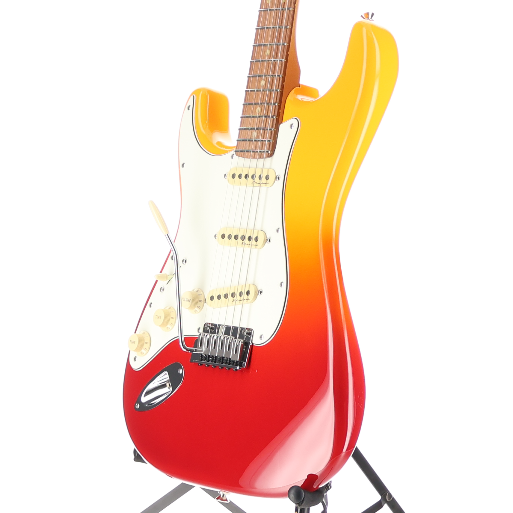 Fender Player Plus Stratocaster, Left-Hand, Pau Ferro Fingerboard, Tequila Sunrise (A5) (61541)