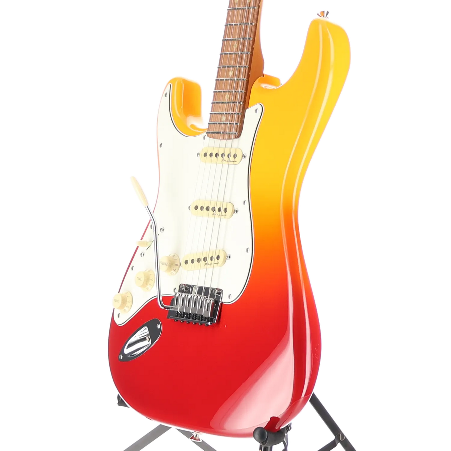Fender Player Plus Stratocaster, Left-Hand, Pau Ferro Fingerboard, Tequila Sunrise (A5) (61541)