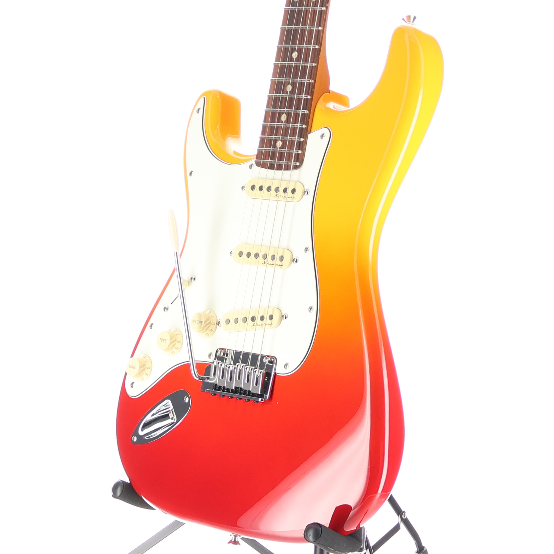 Fender Player Plus Stratocaster, Left-Hand, Pau Ferro Fingerboard, Tequila Sunrise (O6) (13710)
