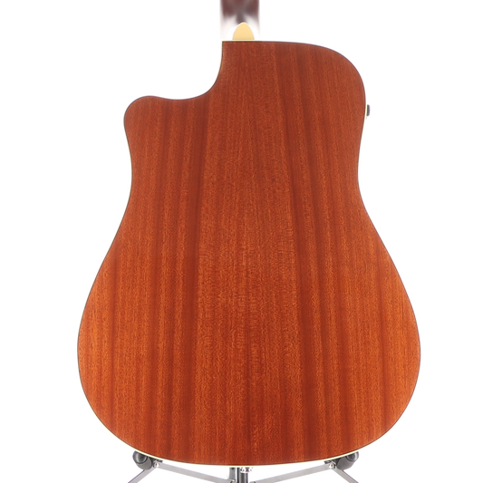 Fender Redondo Player, Walnut Fingerboard, Gold Pickguard, Natural (J2) (43006)