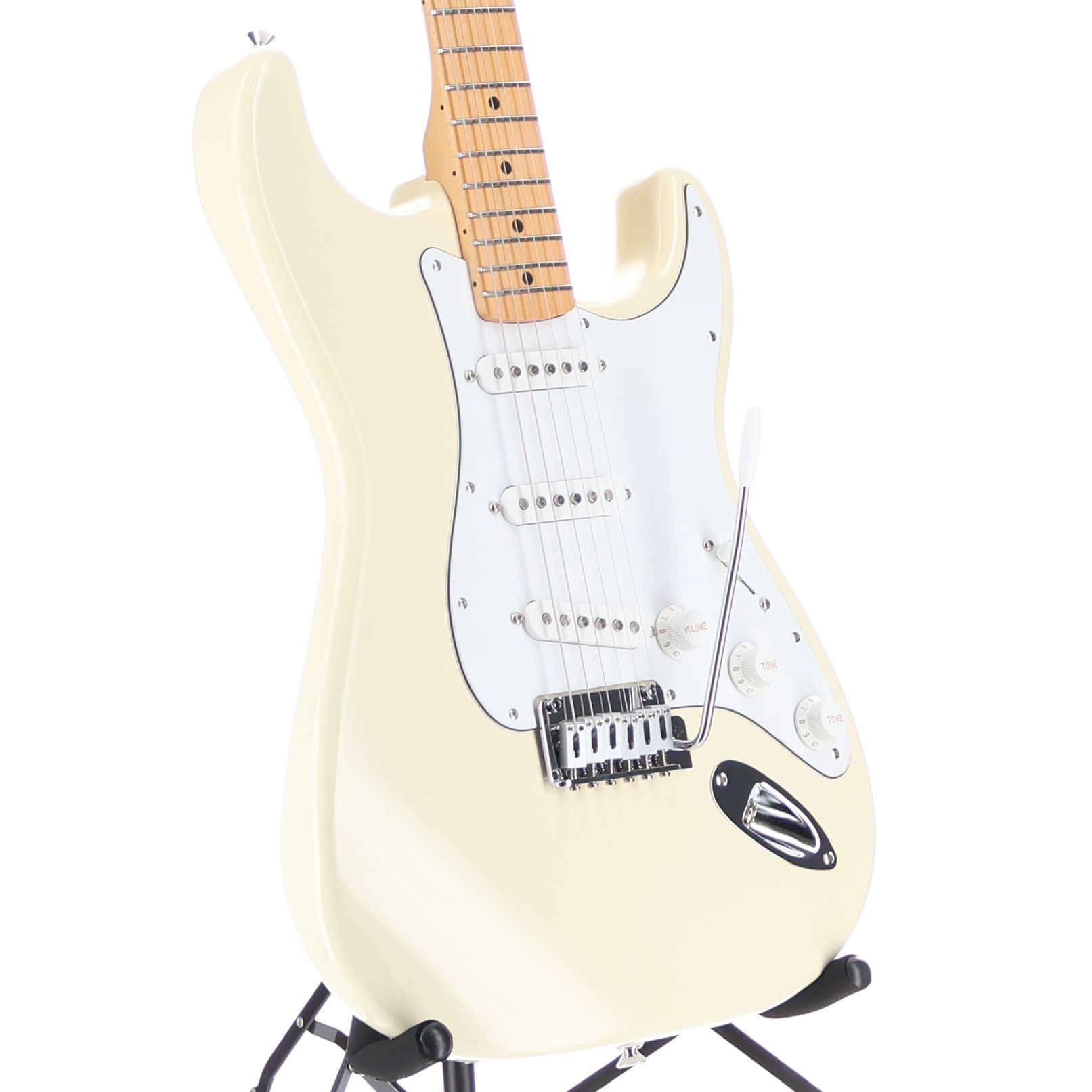 Fender Standard Stratocaster, Maple Fingerboard, White Pickguard, Olympic White (A5) (08356)