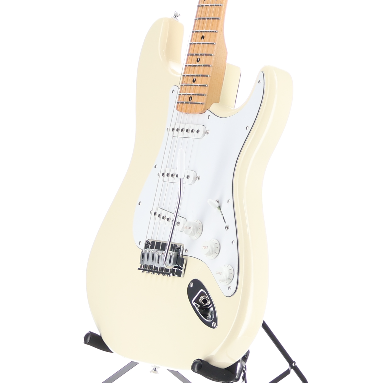 Fender Standard Stratocaster, Maple Fingerboard, White Pickguard, Olympic White (A5) (08356)