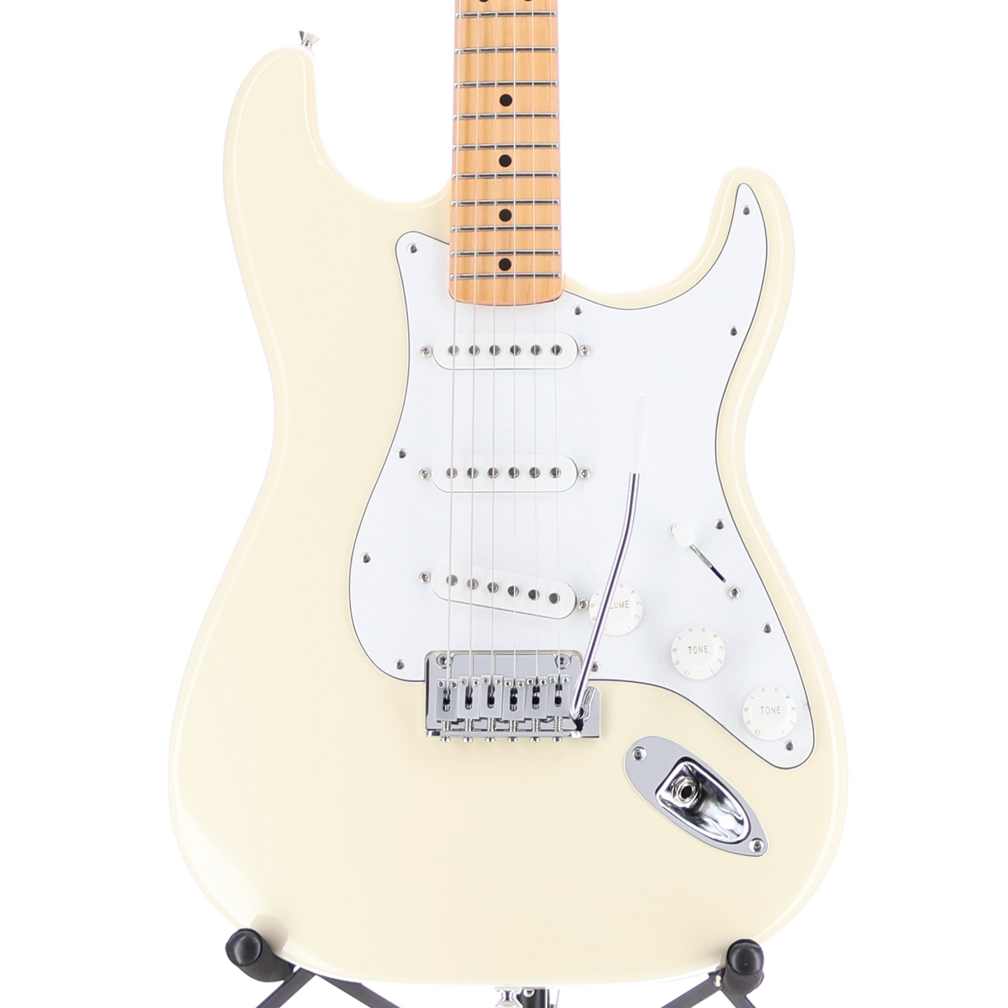 Fender Standard Stratocaster, Maple Fingerboard, White Pickguard, Olympic White (A5) (08356)