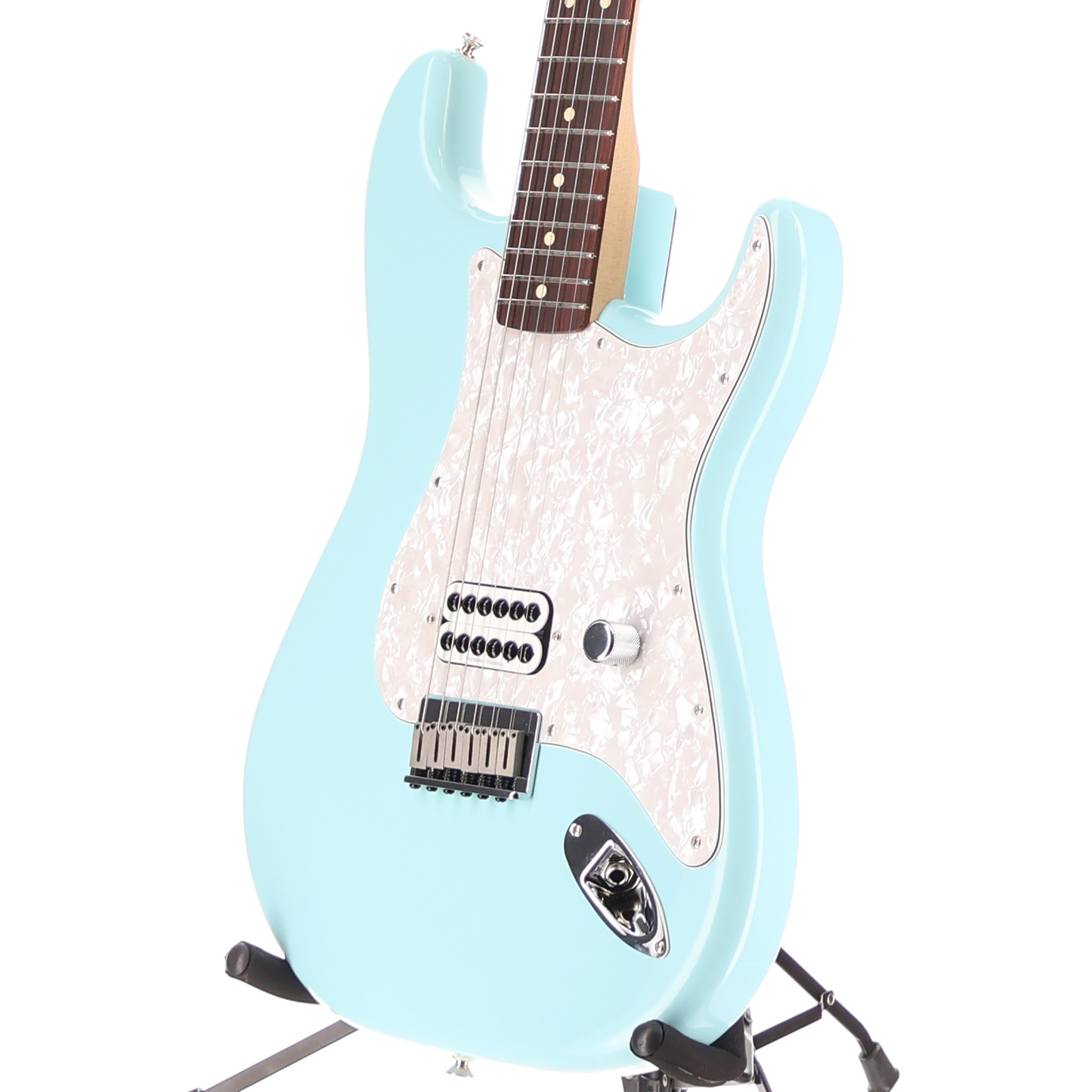Fender Tom DeLonge Stratocaster, Rosewood Fingerboard, Daphne Blue (P) (43263)