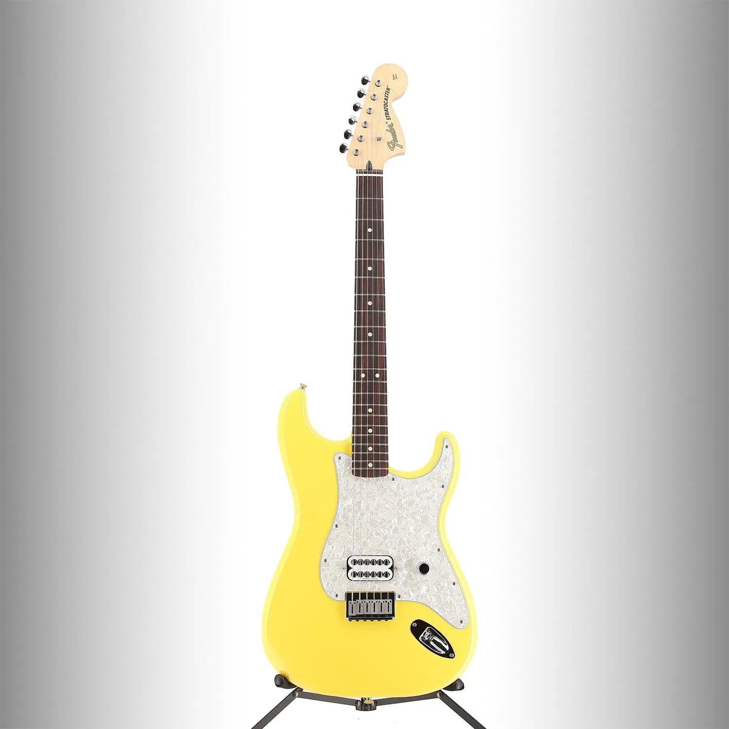 Fender Tom DeLonge Stratocaster, Rosewood Fingerboard, Graffiti Yellow (ED2) (45092)
