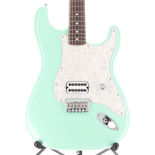 Fender Tom DeLonge Stratocaster, Surf Green, Performance Ready (E2) (54714)